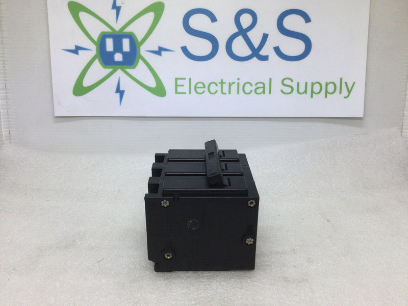 T&B Thomas & Betts TB340 3 Pole 40 Amp 240v Circuit Breaker