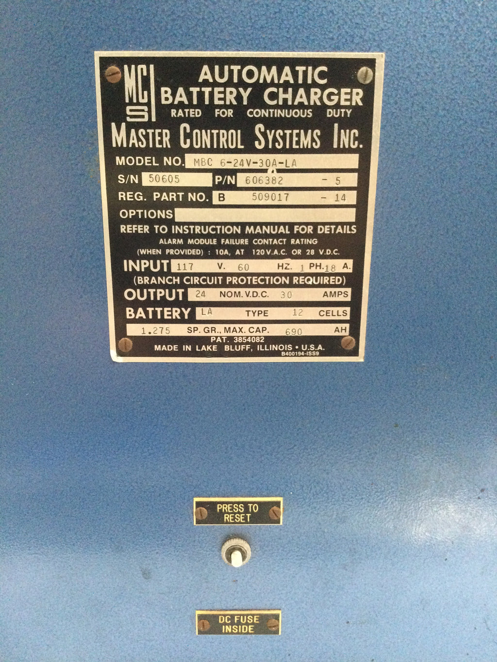 Master Control Systems MBC6-24V-30A-LA Automatic Battery Charger 117VA