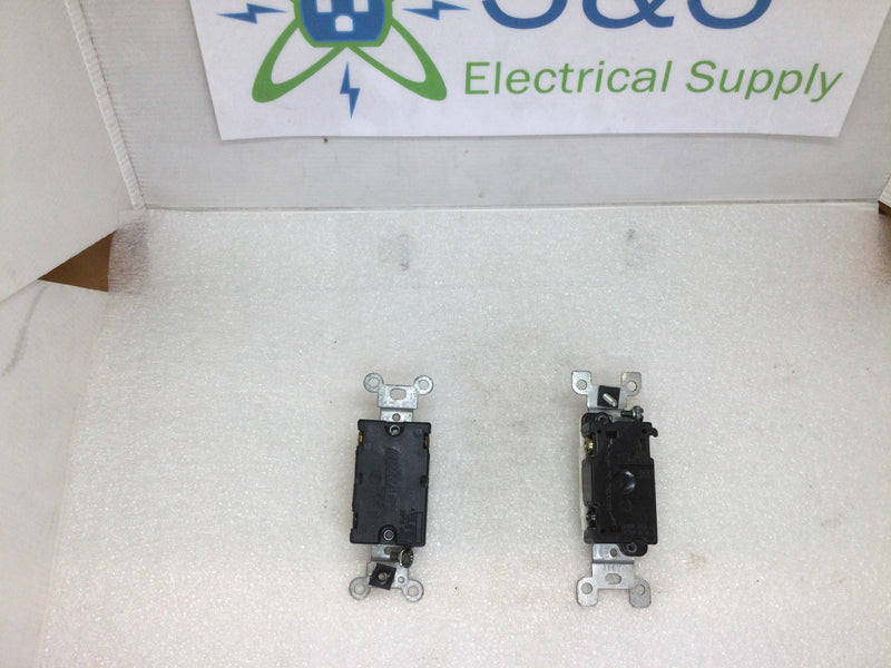 Leviton 1453-2W Single Pole 3 Way 15 Amp 120/277VAC White Toggle Style