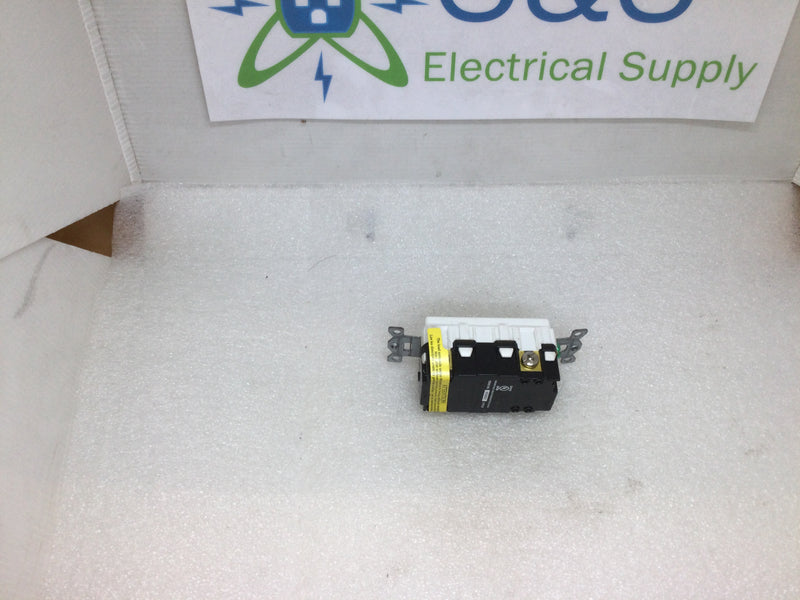 Hubbell AFR15TRW 15A 125V GFCI Protected Decora Style Duplex Receptacle