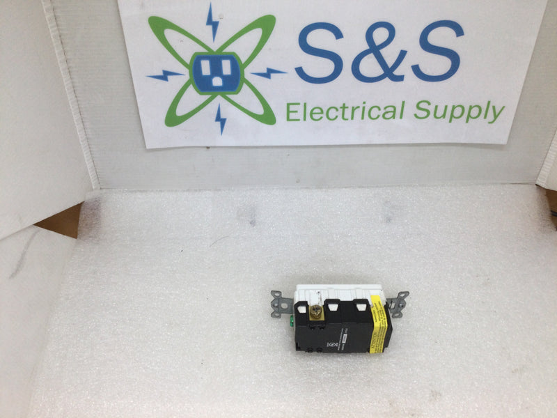 Hubbell AFR15TRW 15A 125V GFCI Protected Decora Style Duplex Receptacle