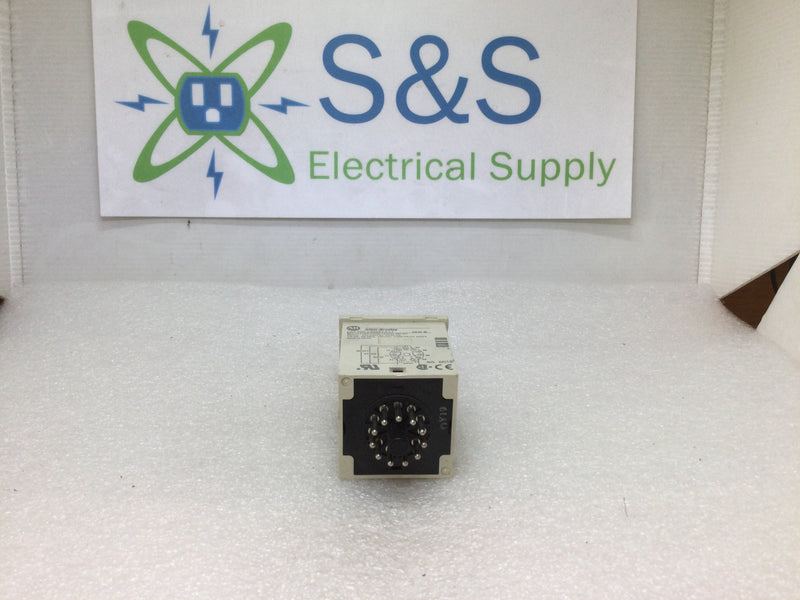 Allen-Bradley 700-HR52TA17 11 Pole Multi-Function Timing Relay Input 100-240VAC 50/60Hz 1/6Hp 5A Pilot Duty