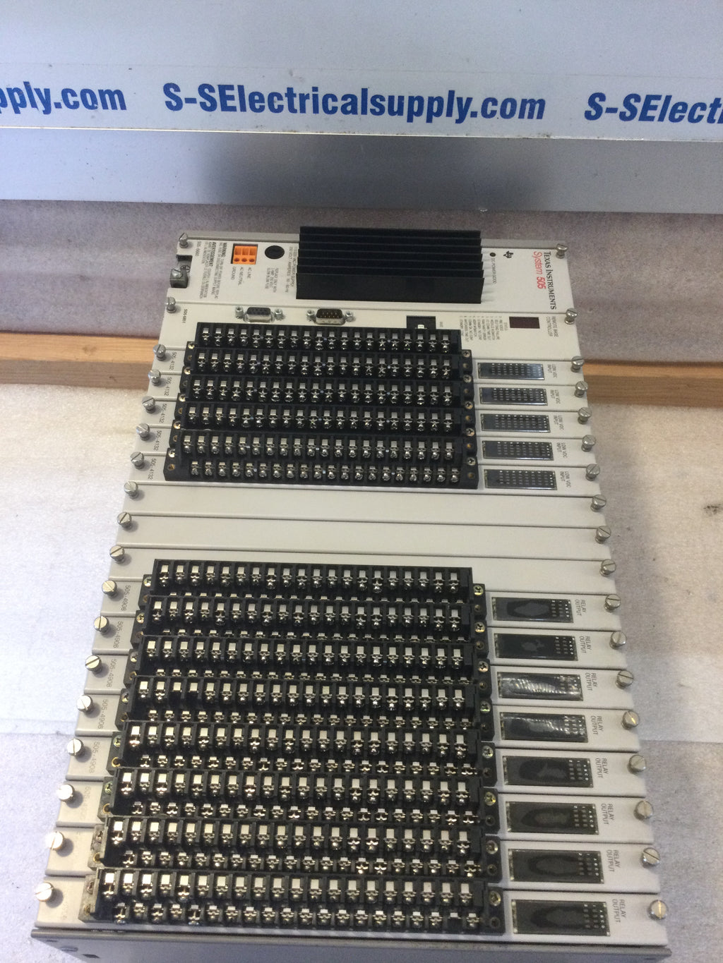 Machine Control Base Texas Instruments 16 Position PLC Machine Control Base Series 505 Netw