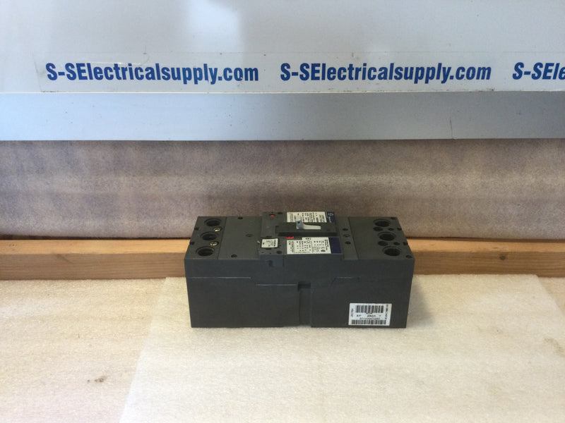 General Electric SFHA36TA0250 Spectra Series 250A 600VAC 3 Pole 150A Trip Rating Plug SRPF250A