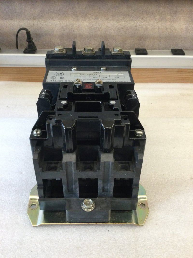 Allen-Bradley 500-D0D930 3-5 Pole 90A Max 600VAC Cont. Max 25HP @ 200V 30HP @ 230V 50HP @ 460-575V Size 3 Contactor Starter