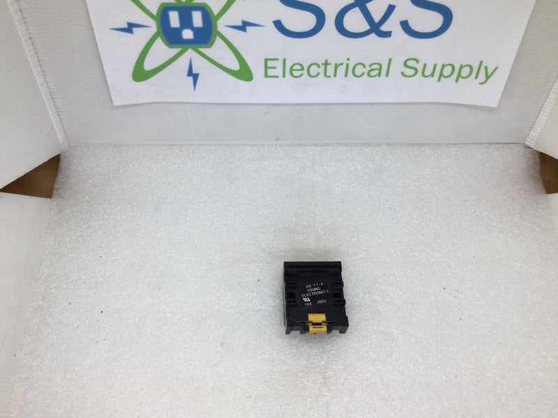 Young Electronics DS-11-A 10A 300V 11 Post Relay Socket