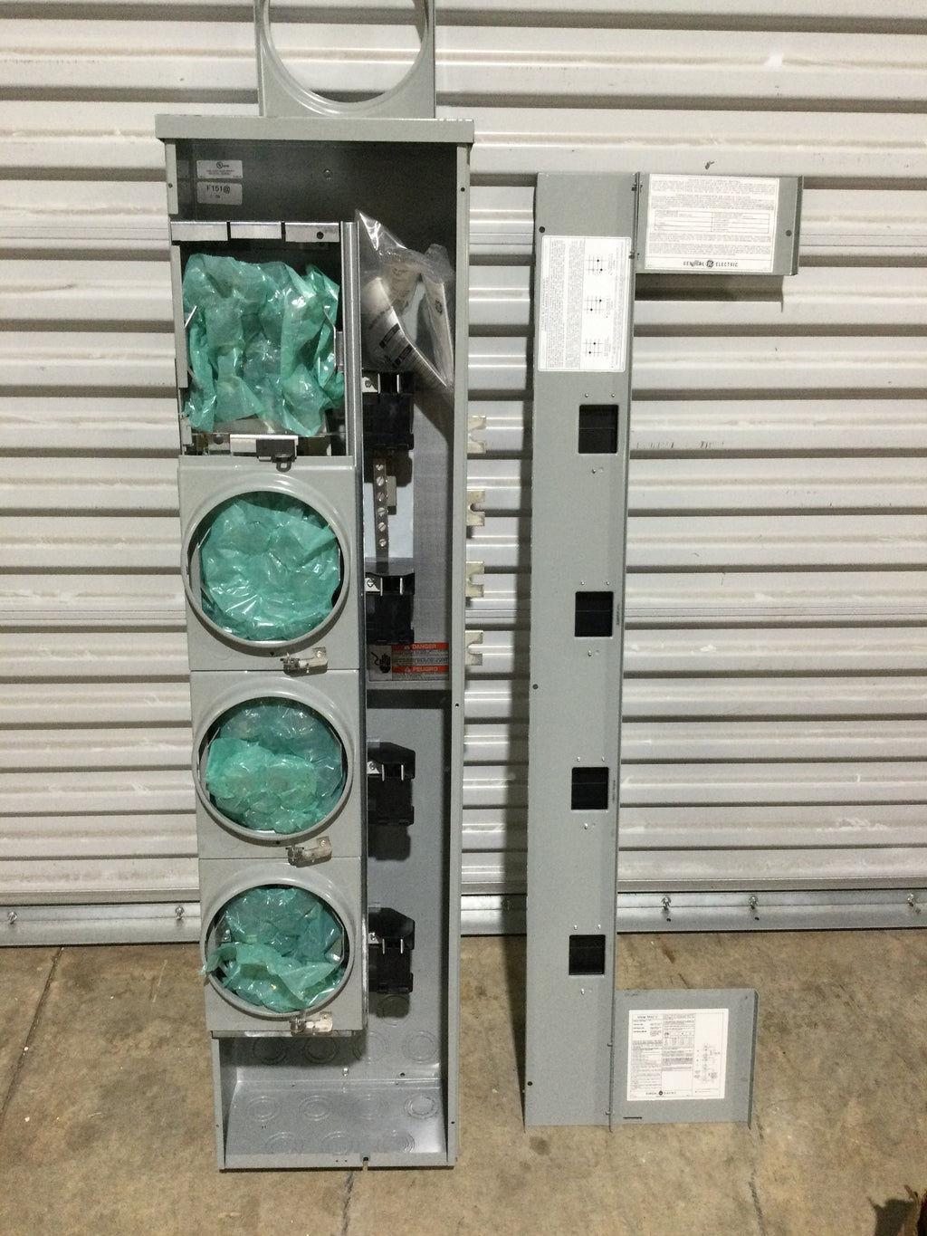 General Electric TMPR8412R 800A Max Nema3R 120/240VAC 4 Position Ringl