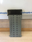 General Electric TM1620 16 Circuit 200A Main Breaker Type THQP Load Center Interior