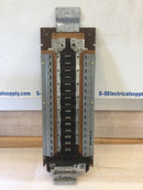 GTE/Sylvania QFP 30 Circuit 200A 120/240VAC Type EQ Main Breaker Load Center Interior