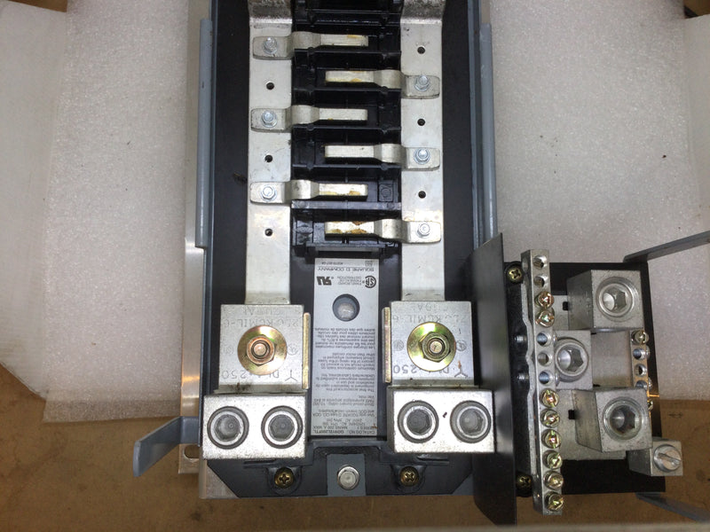 Square D QON12L200FTL 6 Space/12 Circuit Single Phase 120/240VAC 200A Max MLO Type QO Guts Only