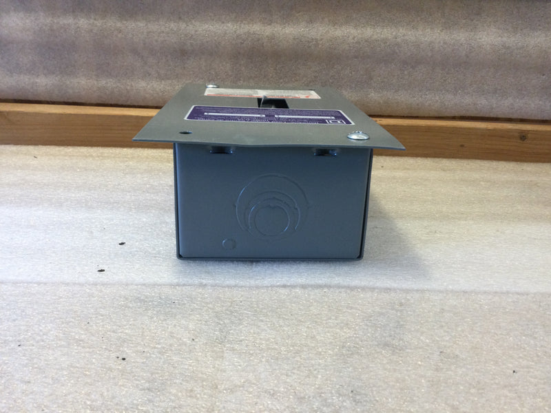 Square D HomeLine HOM2-4L70F 70 Amp 120/240V Indoor Load Center 2-Spaces 4-Circuits Series 002