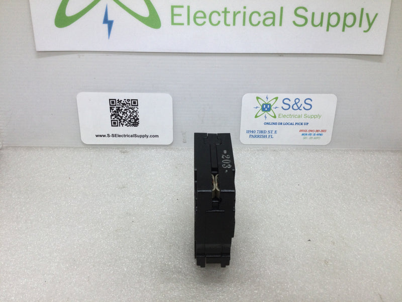 GE General Electric Type TR TR1515 2 Pole 15 Amp Tandem Circuit Breaker Without Clip