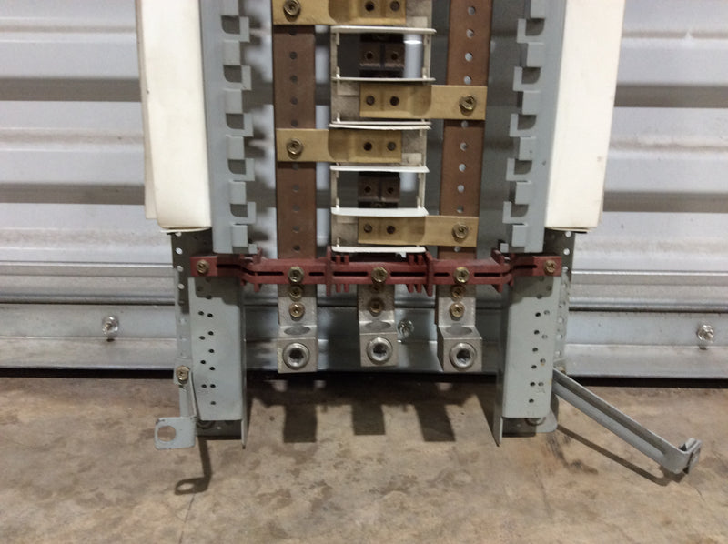 Cutler Hammer Powerline 1 225 Amp Main Breaker Panel 21/42 Space 208v BAB Style