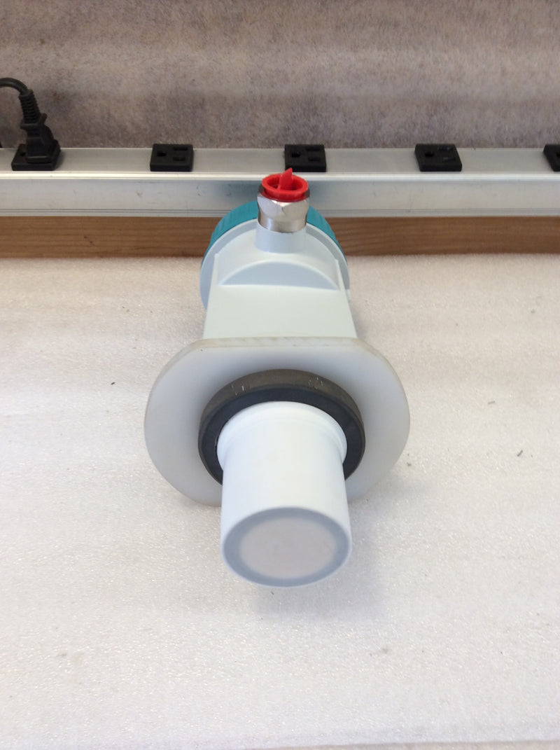 Siemens 7ML52020EC0 Short Range Ultrasonic Level Probe 2 Wire 4-20mA Loop (New In Box)