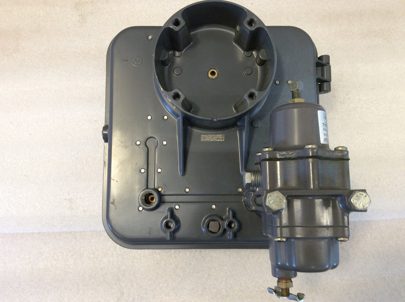 Emerson Fisher 2500T-249B Dual-Gauge Pneumatic Control Unit Air or Natural Gas Fisher EMERSON FS67CFR-362 Regulator
