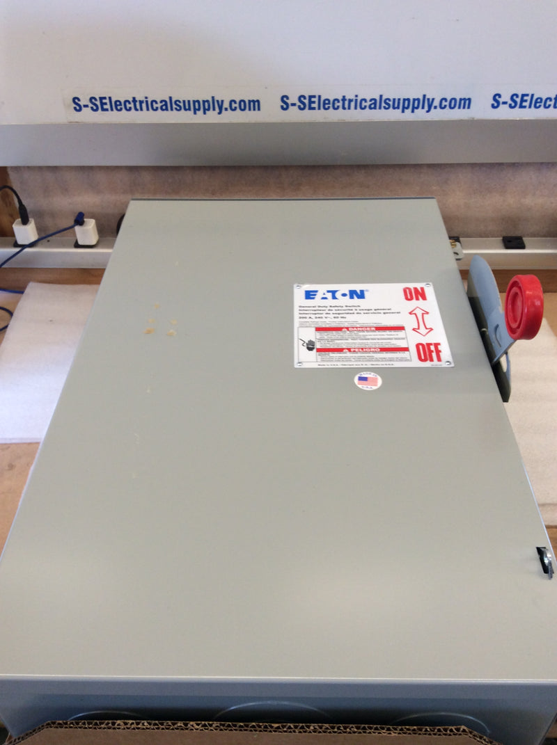 Eaton/Cutler-Hammer DG324URK 200A 240VAC 3 Pole Non-Fusible Nema3R Rainproof Safety Switch (New In Box)