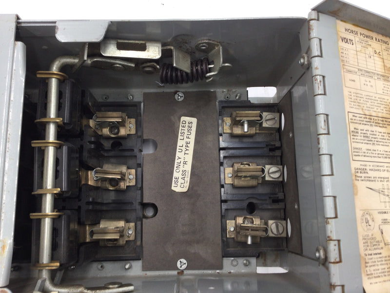 ITE/Siemens V7E3233 100 Amp 240v 3 Pole 3 Phase Vacu-Break Panel Mount Switch