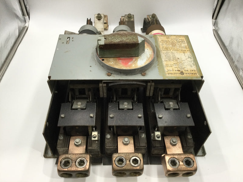 General Electric THMR3565 3 Phase Fusible Safety Switch/Disconnect 600A 600VAC Max (3x300A Fuses Included)