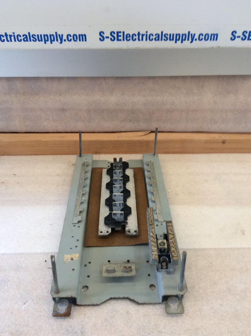 ITE EQ16MBA 8 Space Main Breaker Capable 150A 120/240VAC Load Center Interior (Guts Only)