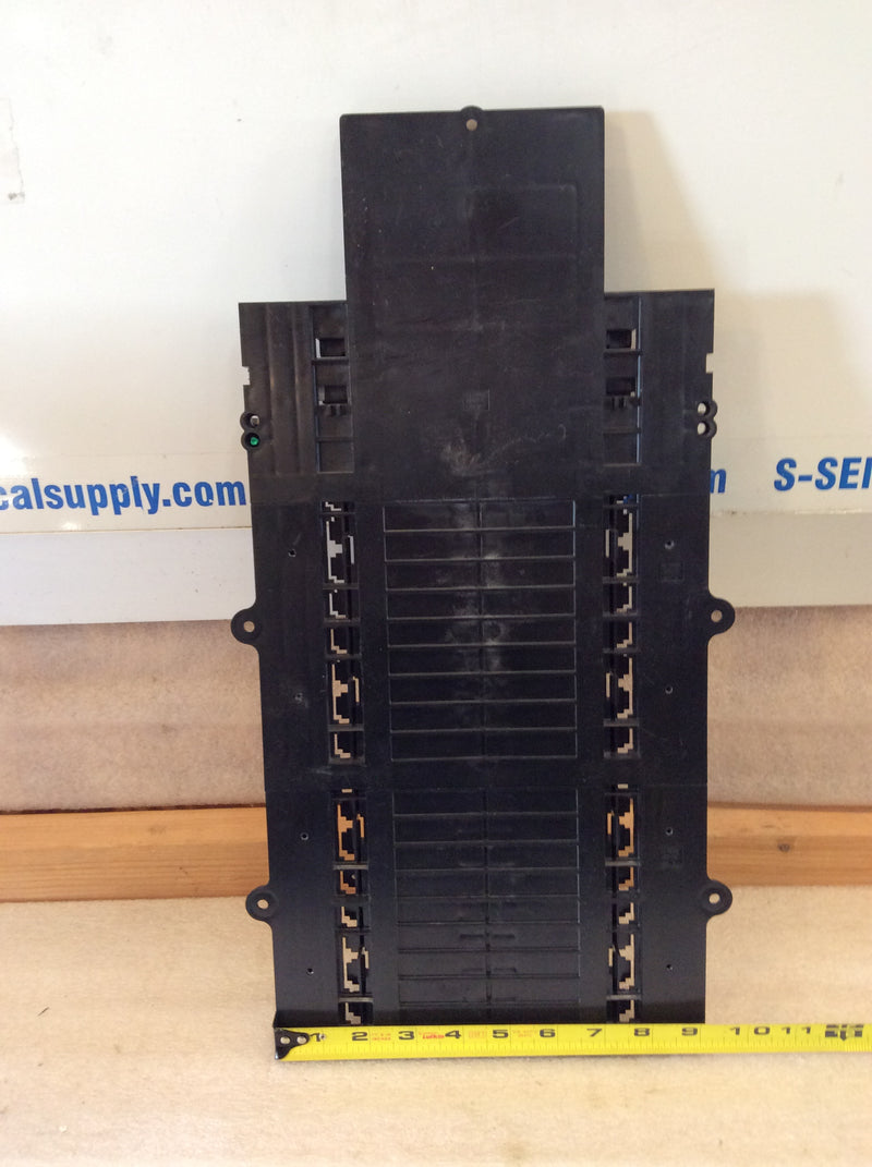 Eaton/Cutler-Hammer CH32B150X6 150A 120/240VAC Type CHP Plug On Neutra