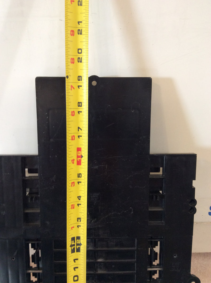 Eaton/Cutler-Hammer CH32B150X6 150A 120/240VAC Type CHP Plug On Neutra