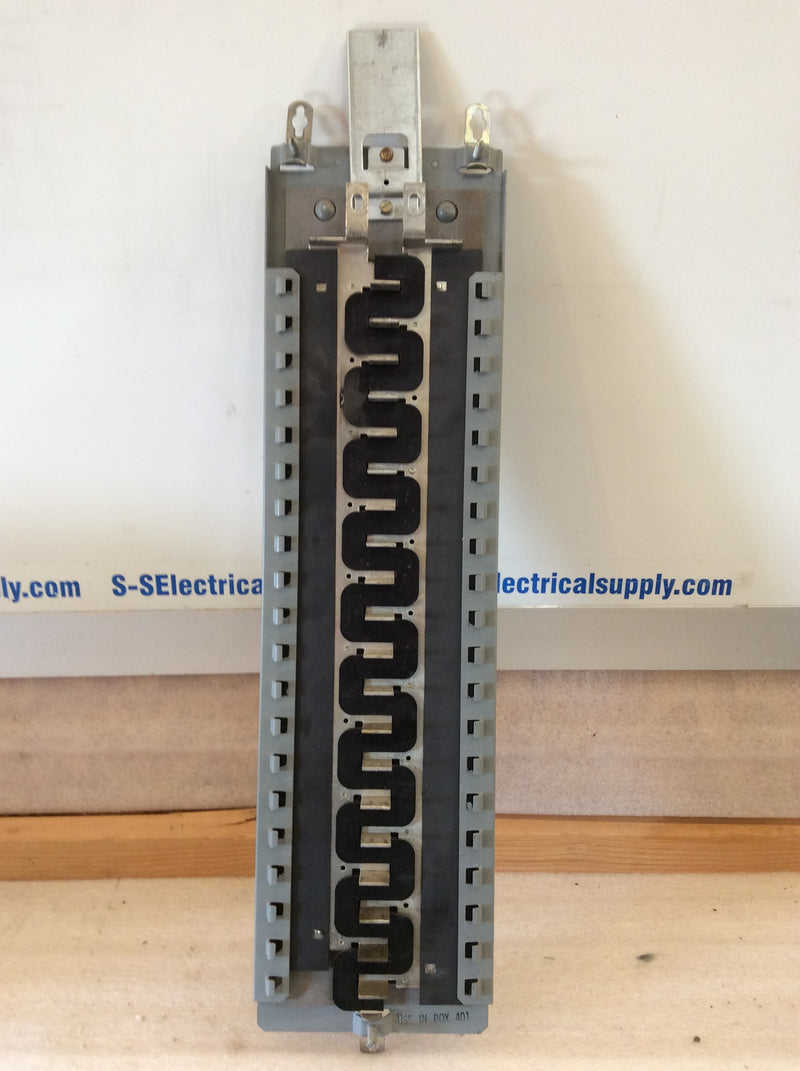 Siemens ITE 20 Space 40 Circuit 200A 120/240VAC Type Q Main Breaker Load Center Interior (Guts Only)