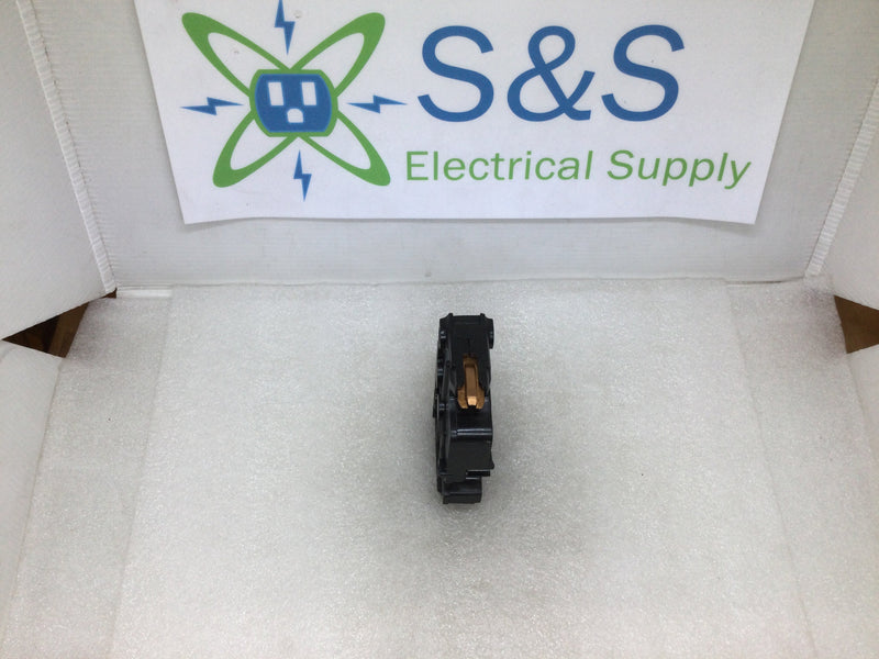 FPE Federal Pacific/Challenger NA115 15 Amp 1 Pole 120/240V Circuit Breaker