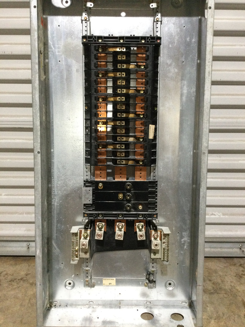 General Electric AQF3302ABX Main Breaker 225A 208Y/120V Distribution Panel 3Ph 4 Wire (Please See Photos)