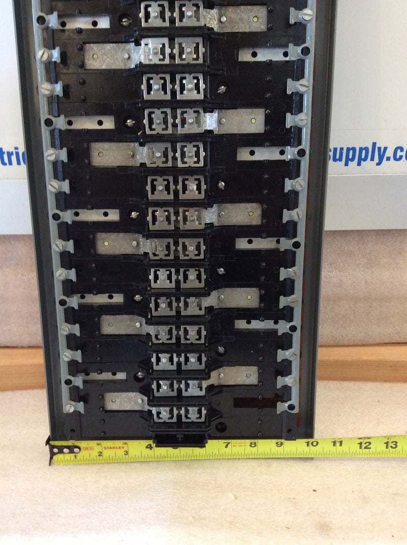 Federal Pacific FPE NB Panel Guts 200A 208/600VAC 40 Space 3 Phase 4 Wire MLO (Please See Photos)