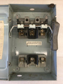 ITE F-351, 30A, 3 Pole, 240VAC, Fusible, Nema1, Vaccu-Break Safety Switch