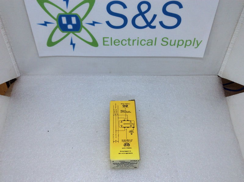 Hubbell 2152-I 2 Pole 3 Wire 15A 125VAC Duplex Receptacle Nema 5-15R (New Open Box)