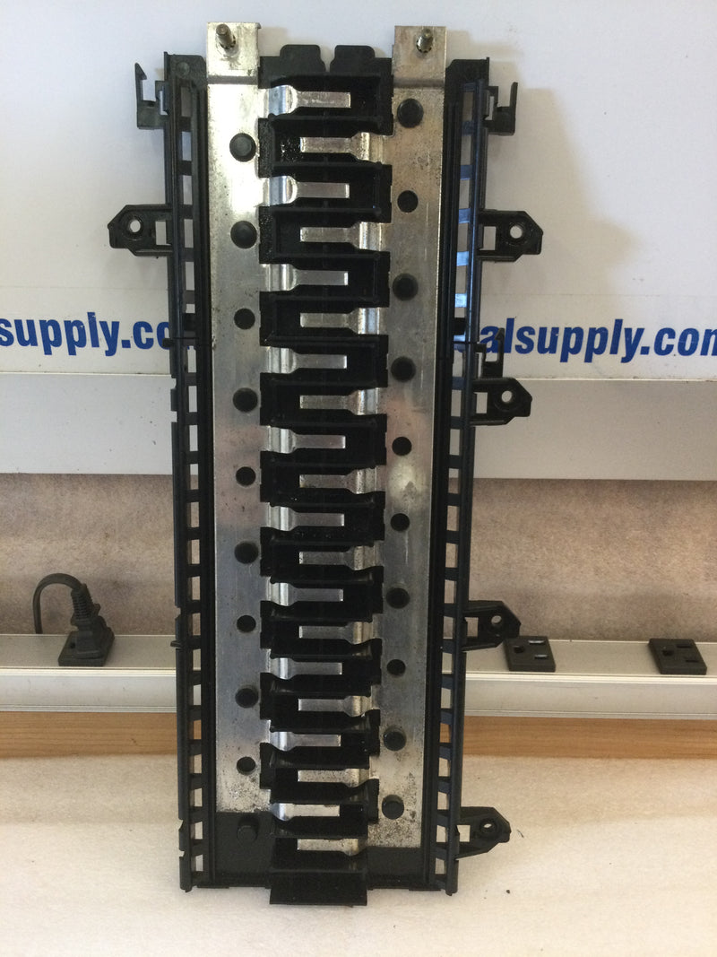 Square D QO140M200P 200A 40 Circuit 120/240VAC Main Breaker Panel Guts Only