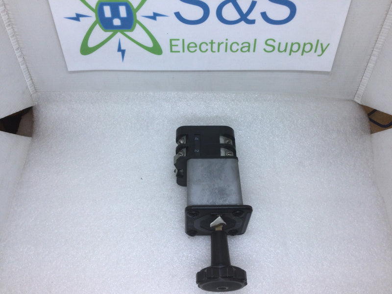 General Electric 10AA003 Type SBM Switch 3 Position Rotary Control Swi