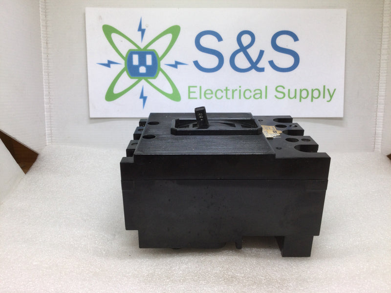 ITE ET-1572 20 Amp 3 Pole 120/240V Circuit Breaker ET1572