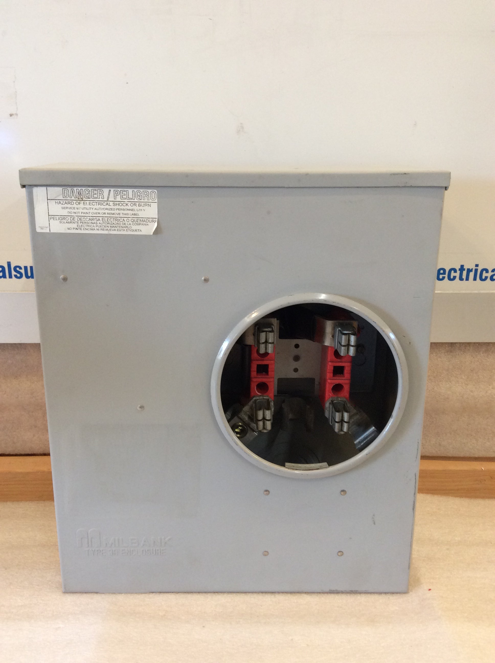 Prise Compteur Sans Anneau Milbank U3126-O-KK-BLG - 200A, 600V, 1 Phase - Neuf