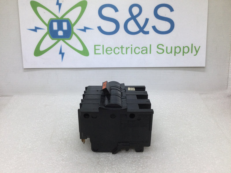 Federal Pacific/Stab Lok/FPE NA370 3 Pole 70 amp 240V Plug in Circuit Breaker