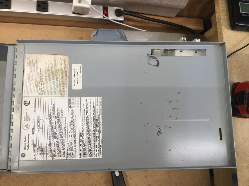 GE General Electric ADS32200HS Panelboard Switch 200 Amp 240v 60hp Type 1 Enclosure