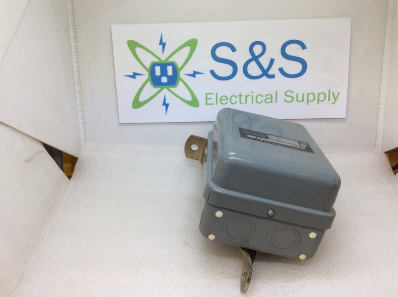 Allen-Bradley 840-C1 1/3Phase 600VAC @ 5Hp Max Series A Type 1 Float Switch Style C (New)