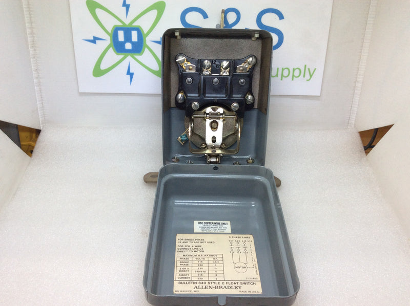 Allen-Bradley 840-C1 1/3Phase 600VAC @ 5Hp Max Series A Type 1 Float Switch Style C (New)