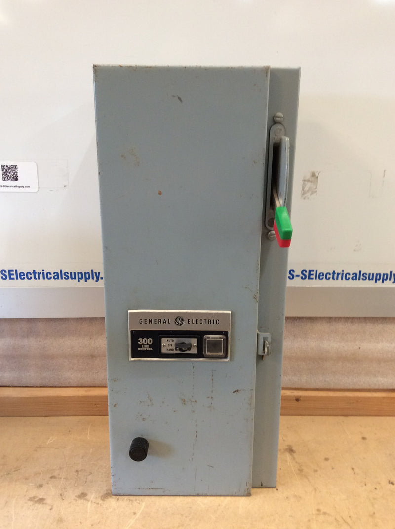 General Electric 300-Line Control CR308D100AYA53 3 Phase 30A 600VAC Type TEC Non-Fused Motor Control