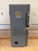 Square D 8538SCG11V81F4TX11 30A 3 Phase 10 Hp 600VAC Max Nema1 Enclosure