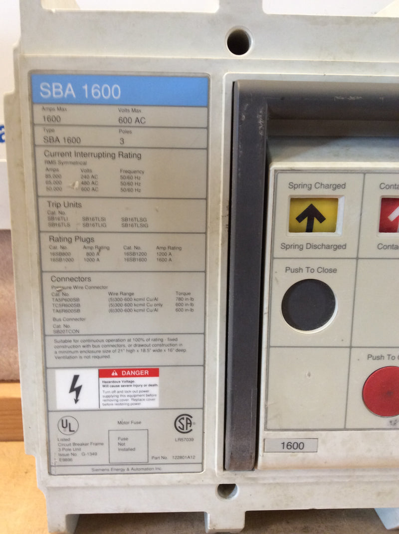 Siemens SBA1600 3 Pole 1600A 600VAC Switch Handle And Cover Only (Please See Photos)