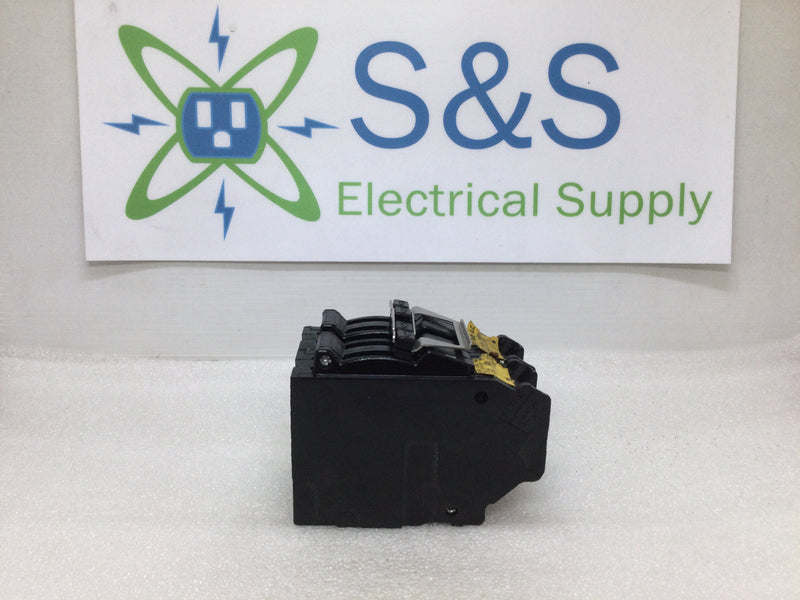 General Electric TR24040 240v 40 Amp TRP Series Plug In 4 Pole 1 Phase Circuit Breaker